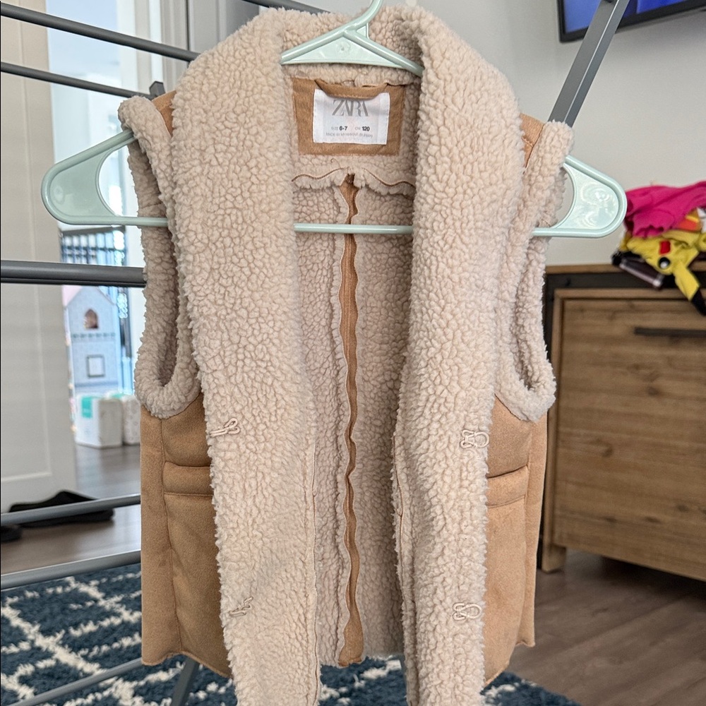 Zara Beige and Cream Sherpa Vest